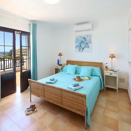 Maria Carmen: Modern Beachside Retreat With Heated Pool Villa Tias