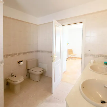 Villa Maria Carmen: Modern Beachside Retreat With Heated Pool *