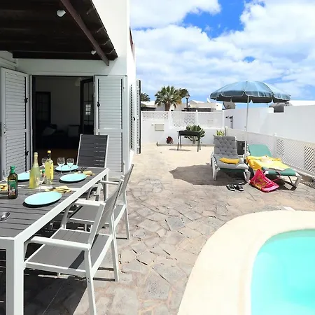 Maria Carmen: Modern Beachside Retreat With Heated Pool Villa