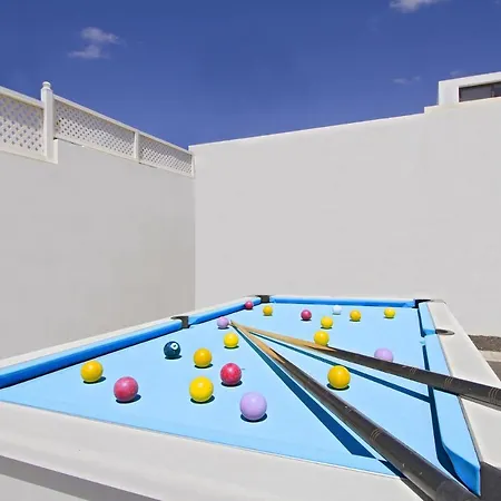 Maria Carmen: Modern Beachside Retreat With Heated Pool Tias