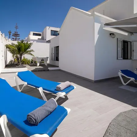 Villa Maria Carmen: Modern Beachside Retreat With Heated Pool Tias