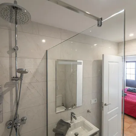 Maria Carmen: Modern Beachside Retreat With Heated Pool * Tias