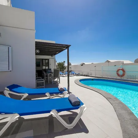 Vila Modern Puerto Del Carmen Heated Private Pool Pool Table Maria *